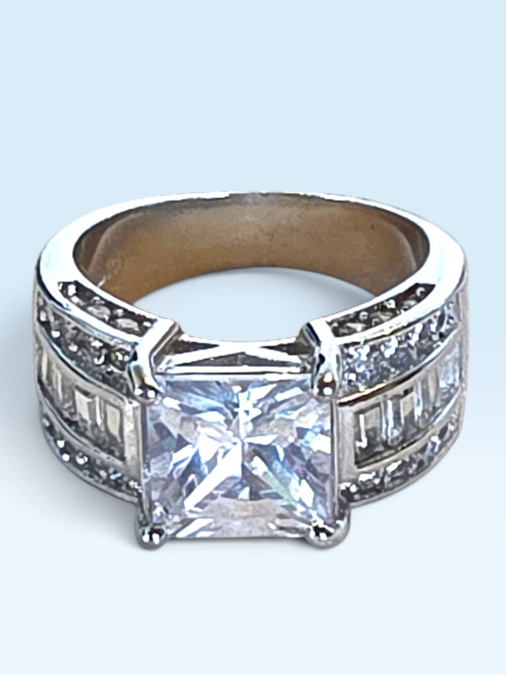 Vintage Art Deco–Inspired Geometric Natural White Zircon Statement Ring